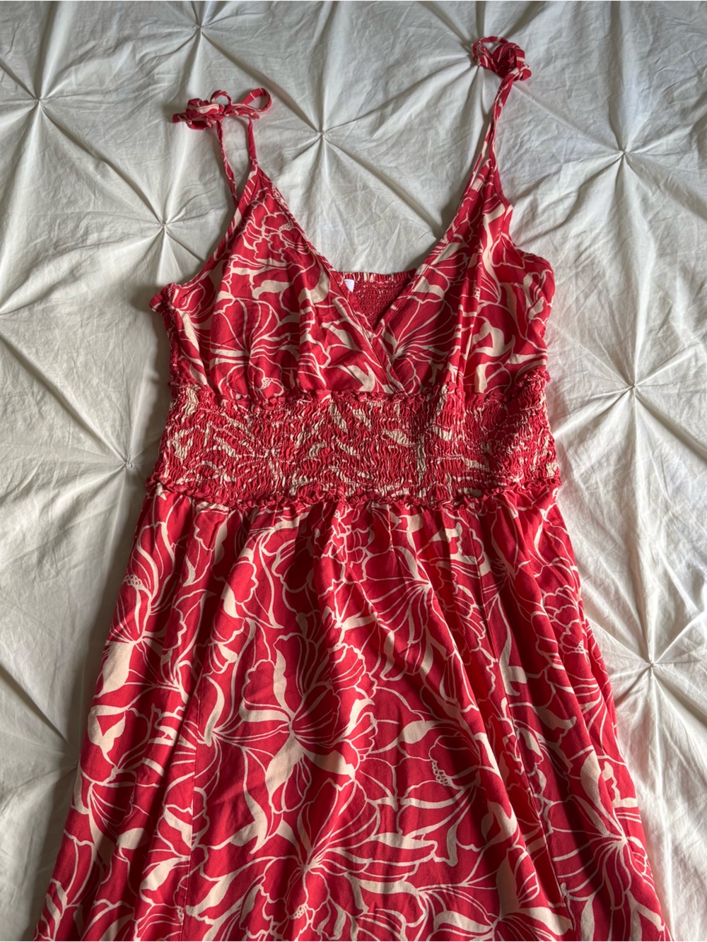 Patrons of Peace Womens US Medium Red and Cream Floral Smocked Midi Dress